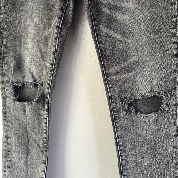Pilcro Distressed Black Slim Boyfriend Mid-Rise Jeans 27‎ - Picture 4 of 14